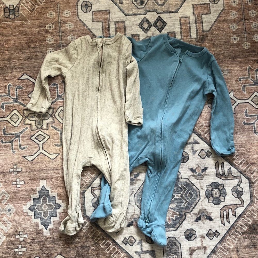 cloud island Onesies (set of 2)